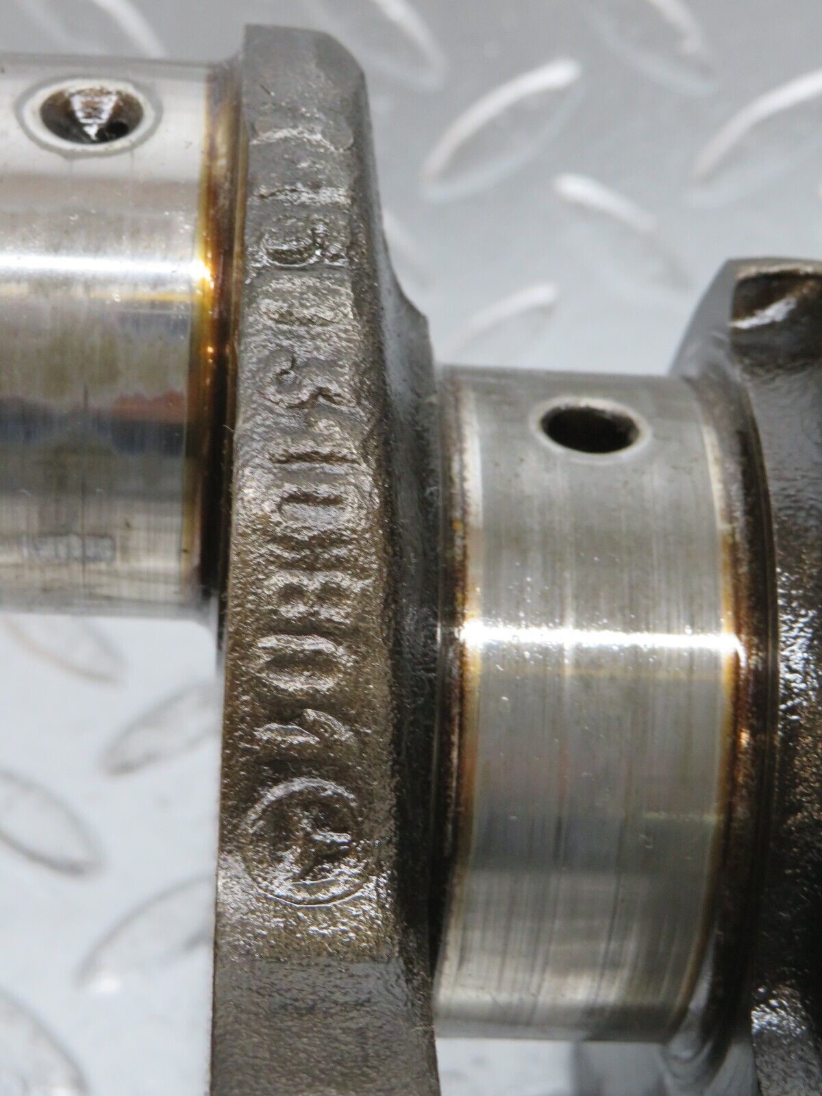 32813 Mercedes-Benz C107 R107 350 V8 Crankshaft 1160310801