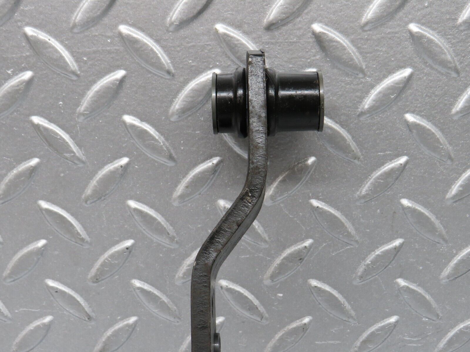 39140 Mercedes-Benz R107 500SL Brake Pedal With Rubber 1232910082