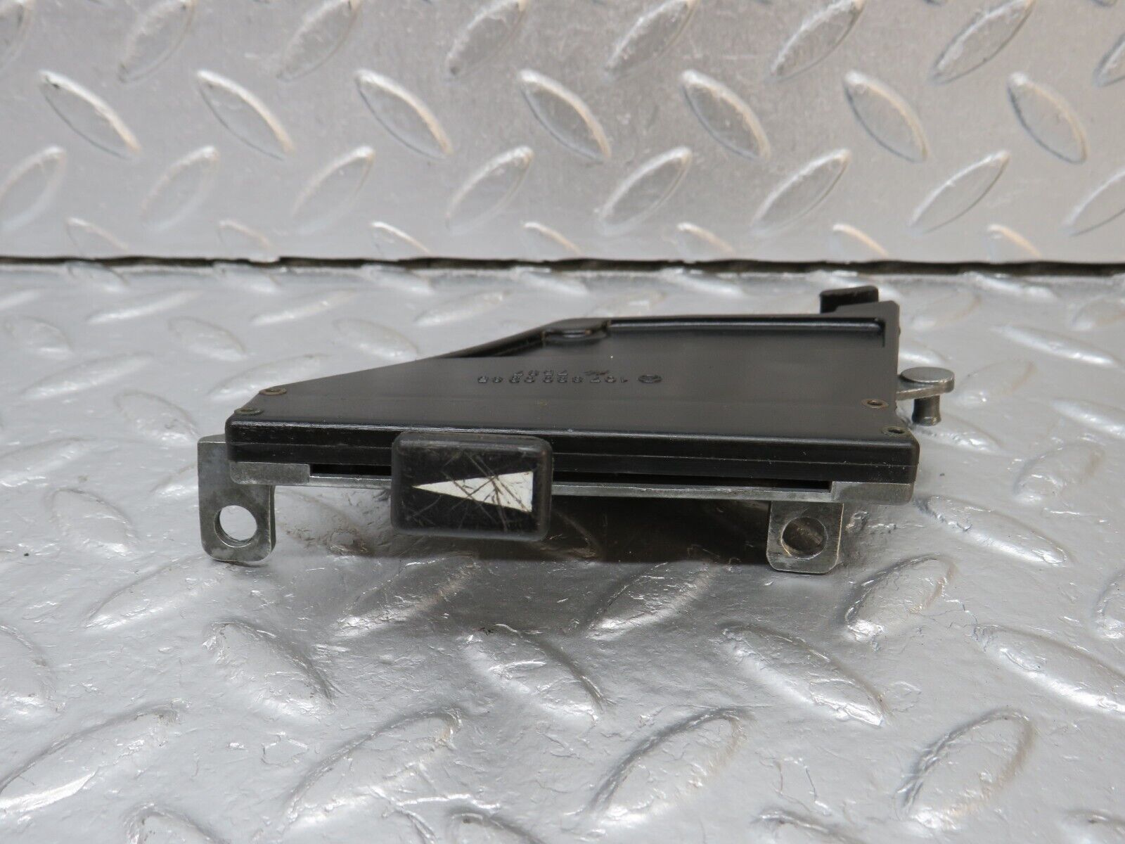 39833 Mercedes-Benz R107 350SL Air Vent Control Lever Left 1078300385