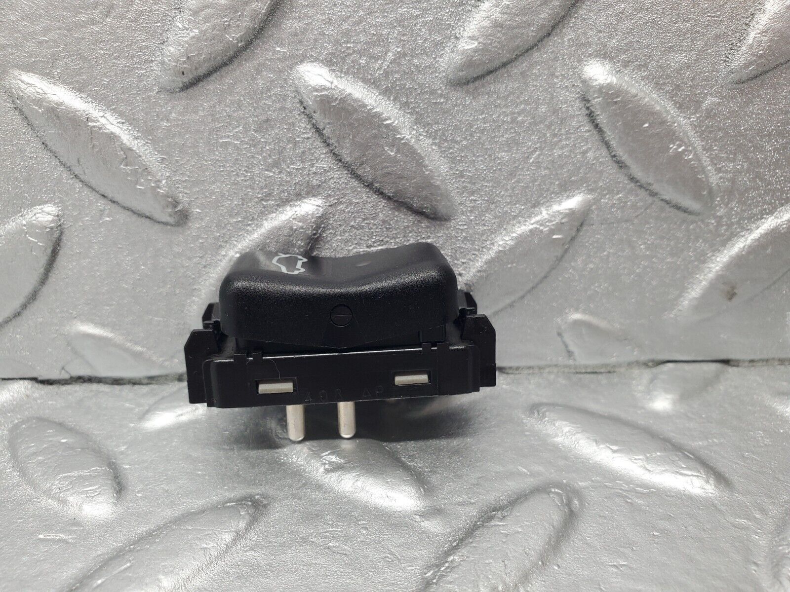 46927 Mercedes-Benz R129 320SL Coupe Boot Lid Release Switch Button 1298212751