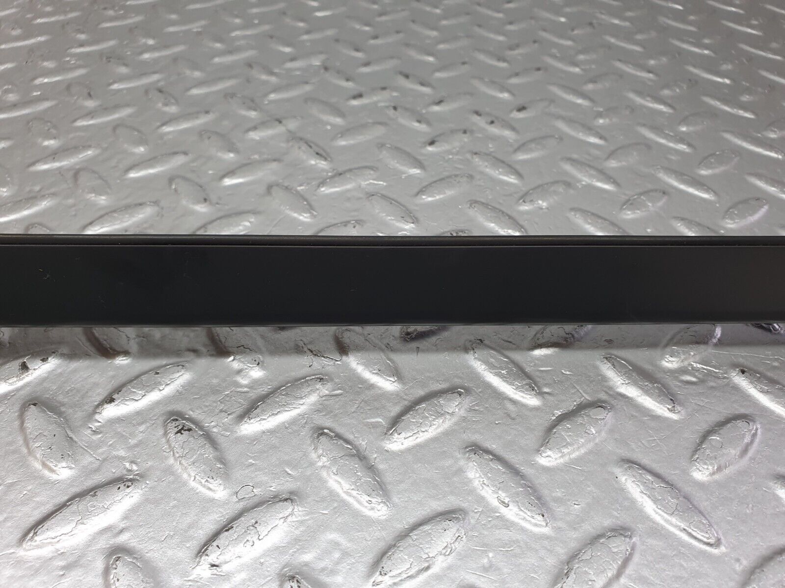 41713 Mercedes-Benz W124 200E Roof Chrome Trim Left Side 1246900397