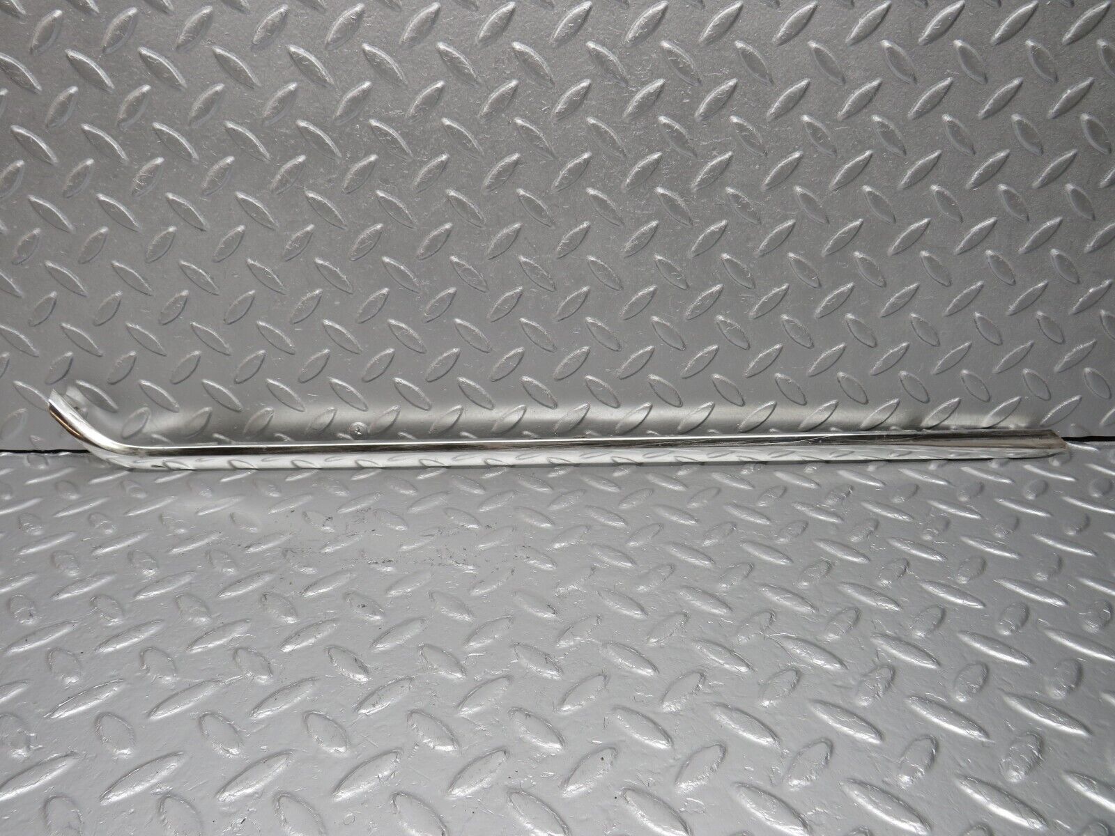 40143 Mercedes-Benz R107 350SL A Pillar Exterior Chrome Trim Left Side