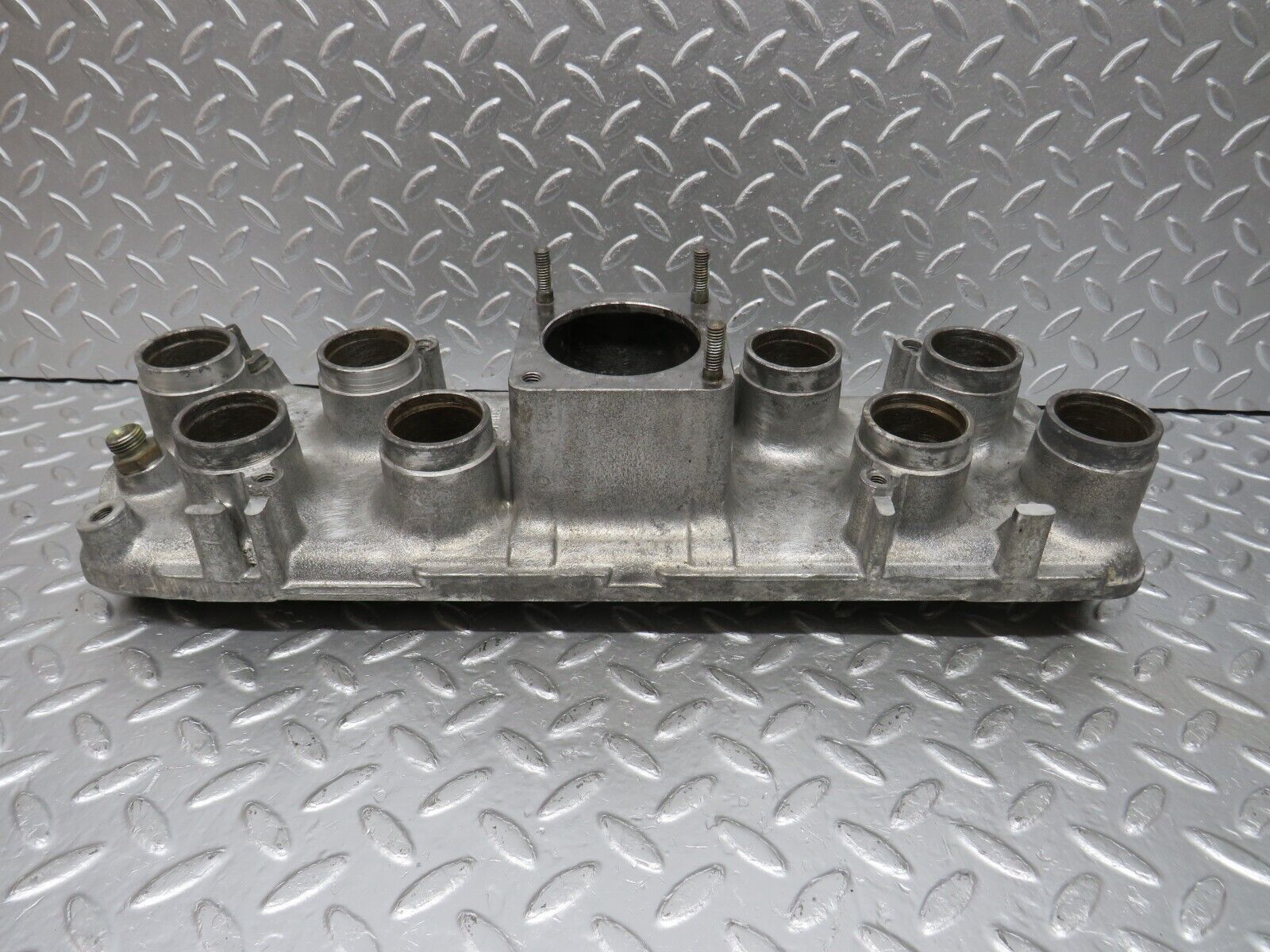 33081 Mercedes-Benz C107 R107 350 V8 Air Intake Manifold 1161412201