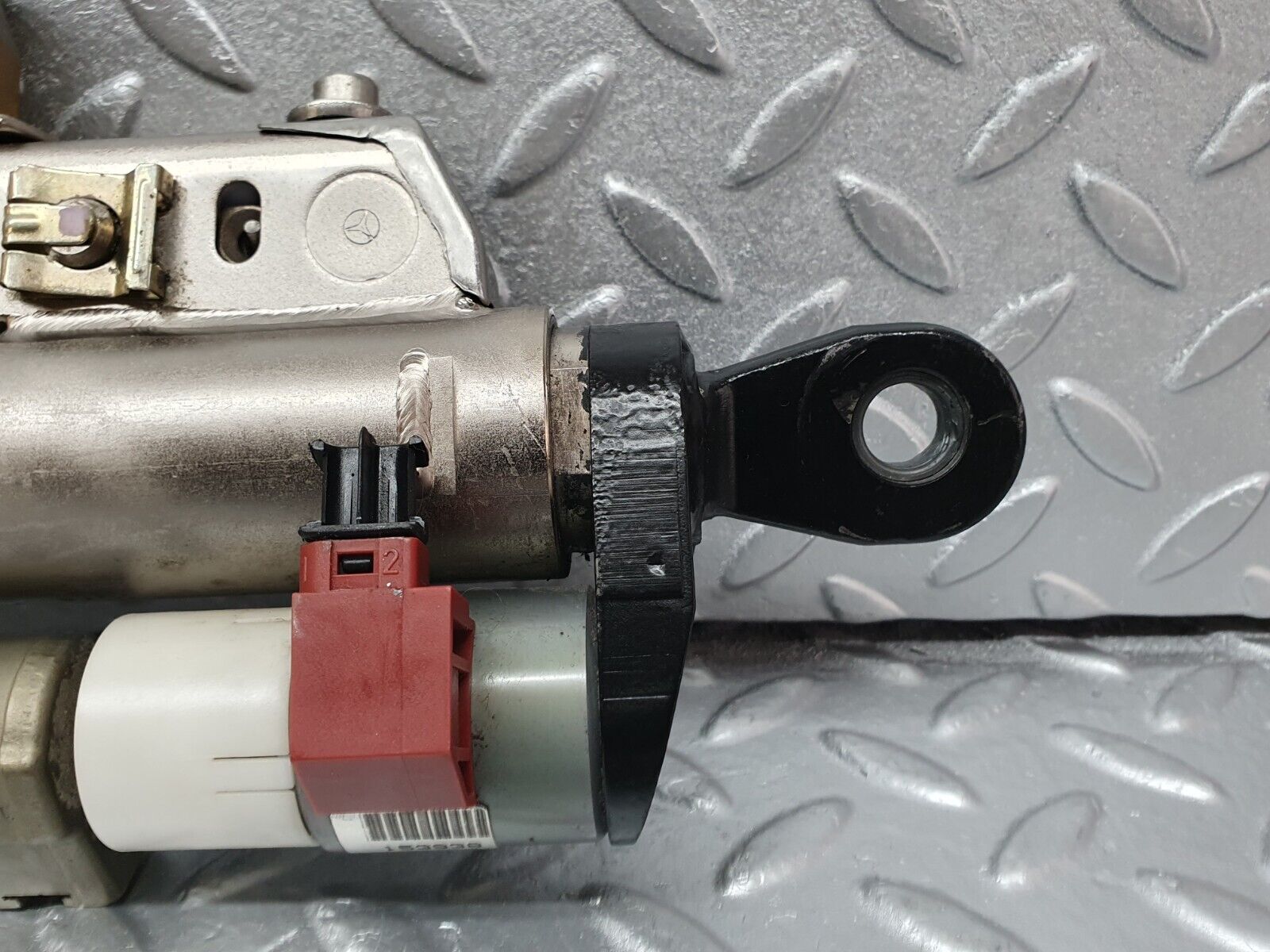 42150 Mercedes-Benz R129 320SL Coupe Roll Bar Hydraulic Cylinder Right 1298600435