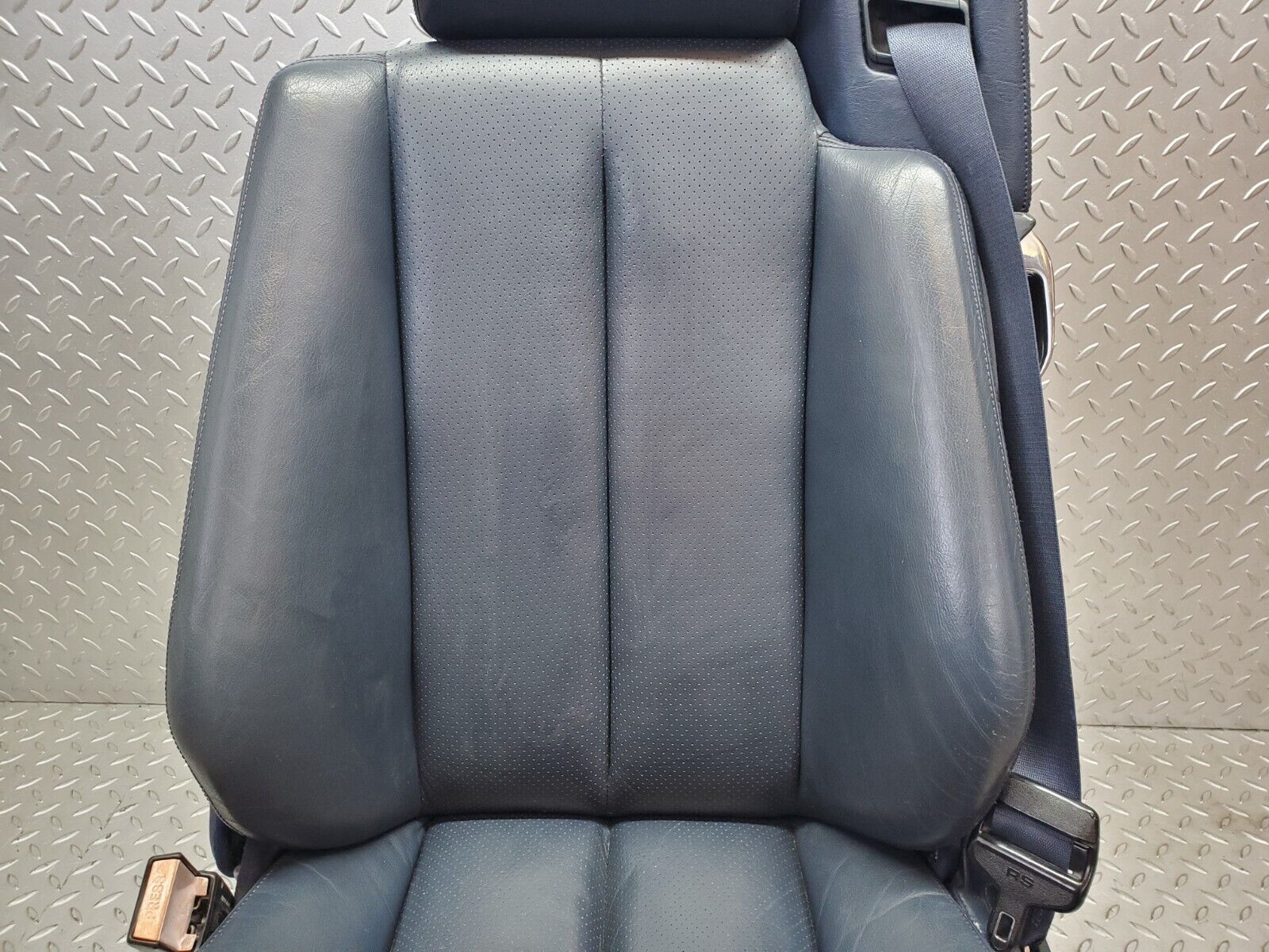 45167 Mercedes-Benz R129 300SL Coupe Electric Front Left Seat Leather Blue