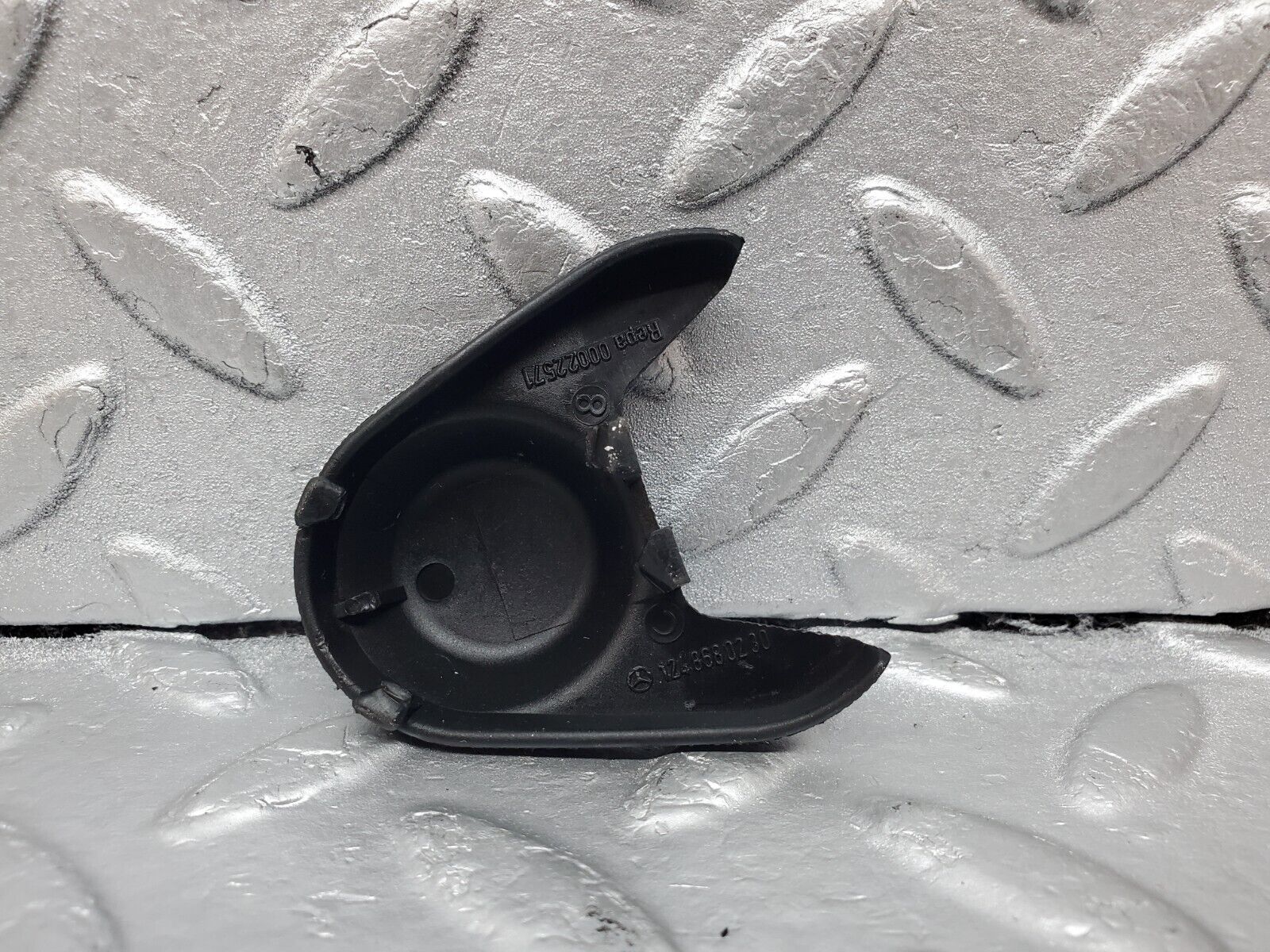 45275 Mercedes-Benz R129 300SL Coupe Seat Belt Cover Pair 1248680230