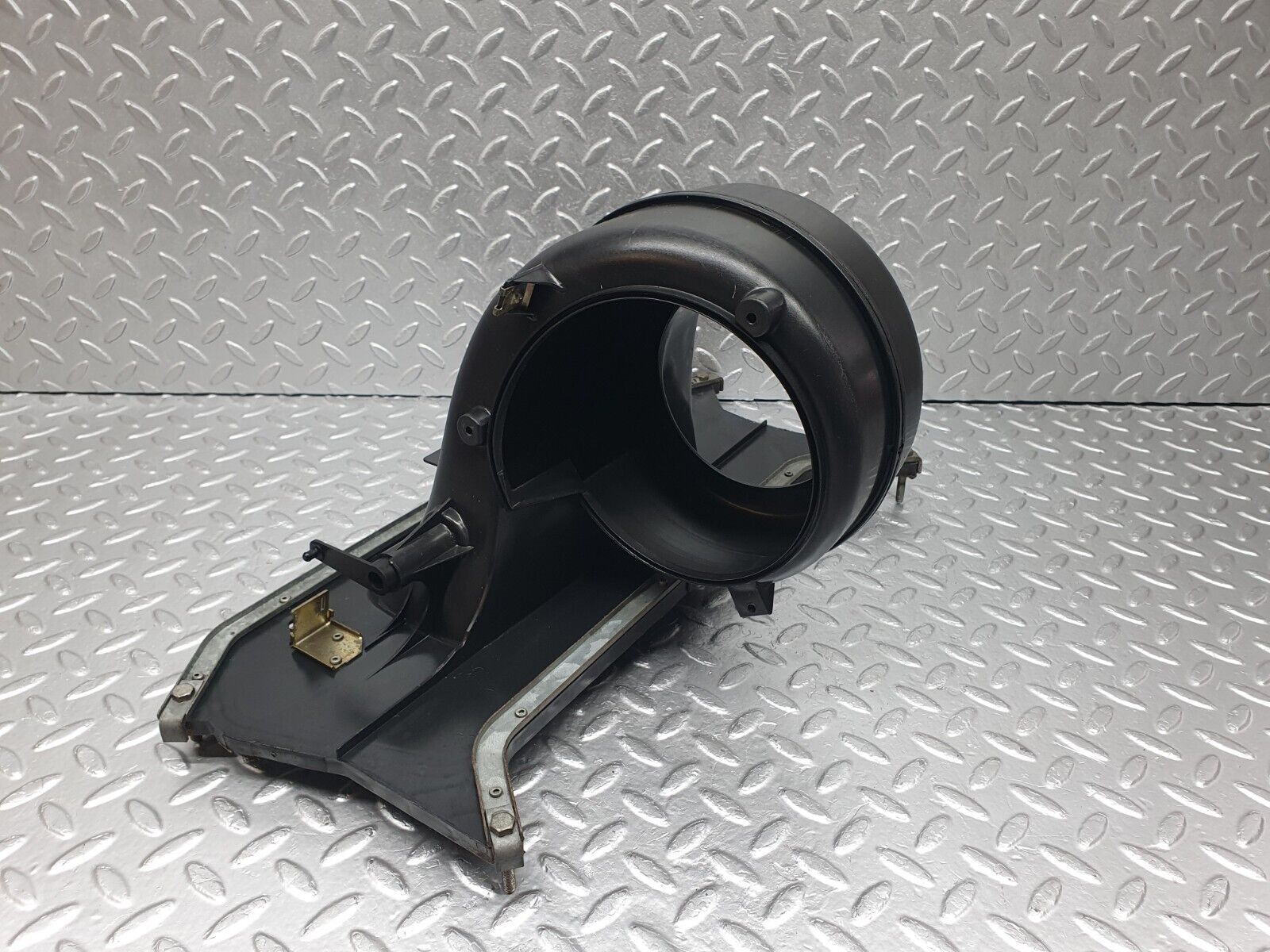 42657 Mercedes-Benz W201 190 2.0L Heater Blower Housing