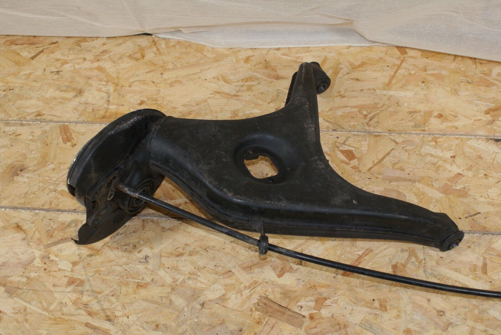 2194 Mercedes-Benz C107 350SLC Trailing Arm Control Arm Rear Right 1153571305