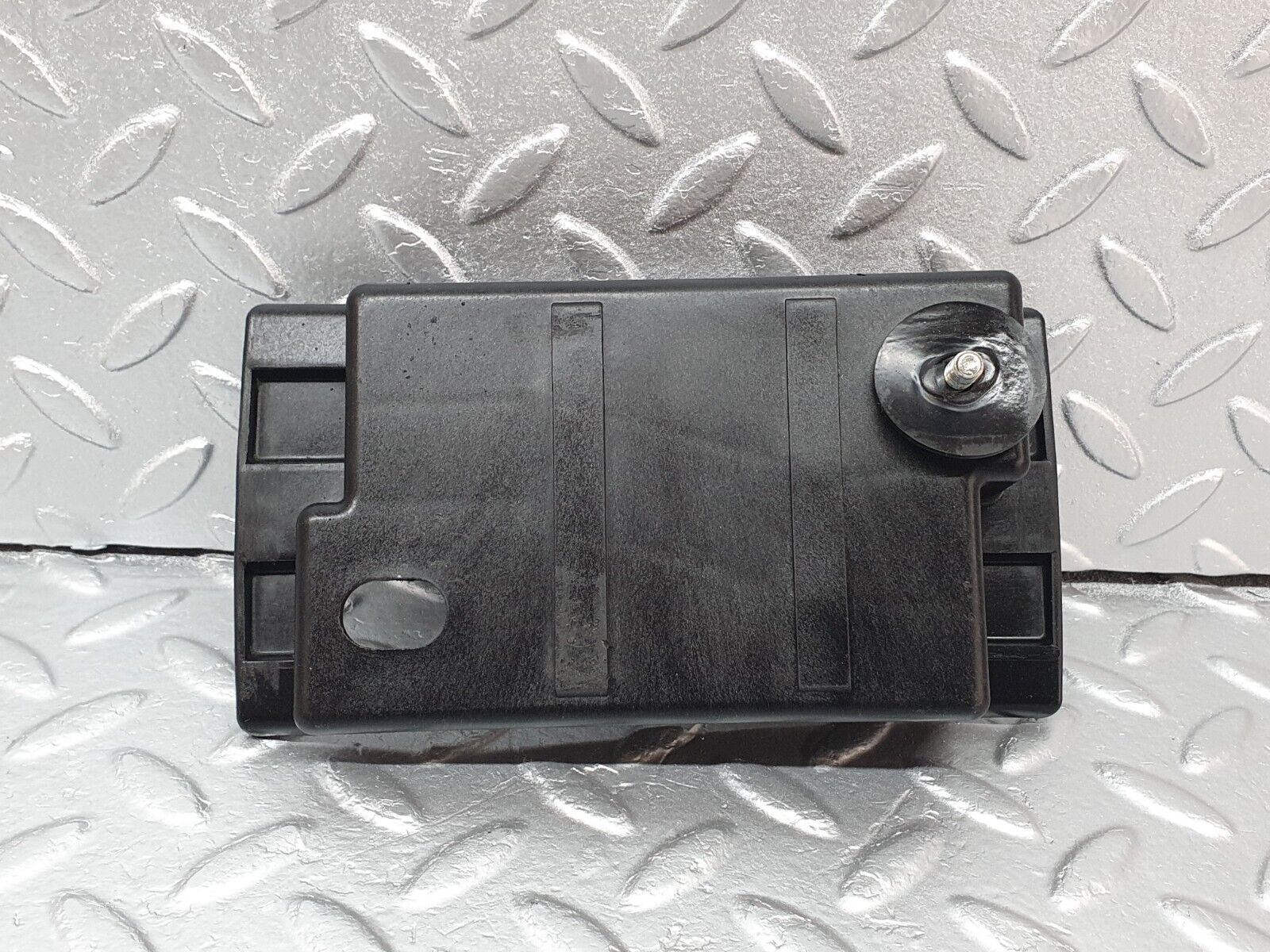 41748 Mercedes-Benz W202 C200 Rear Bumper Bracket 2028800630