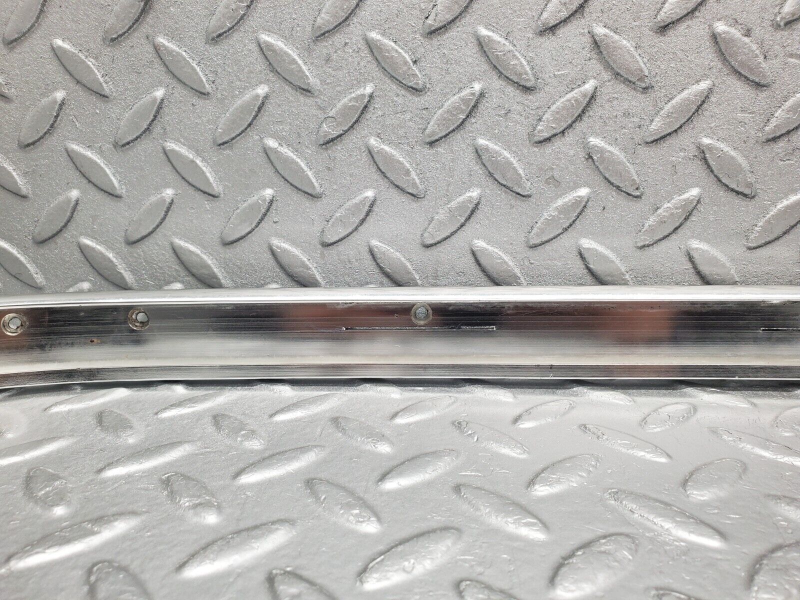 46504 Mercedes-Benz C123 280CE Coupe Chrome Roof Trim Cladding Left Side