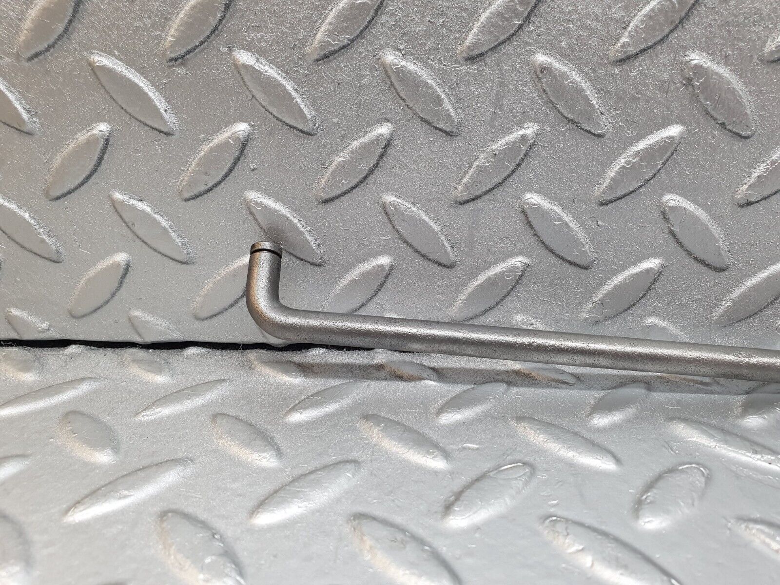 43955 Mercedes-Benz C123 230CE Coupe Automatic Gearbox Linkage