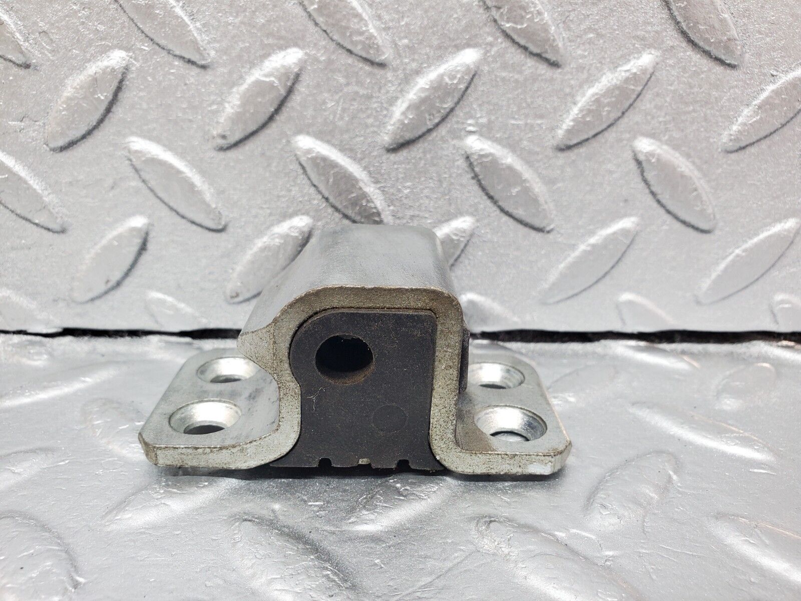 45634 Mercedes-Benz W126 420SE Left Door Lock Latch