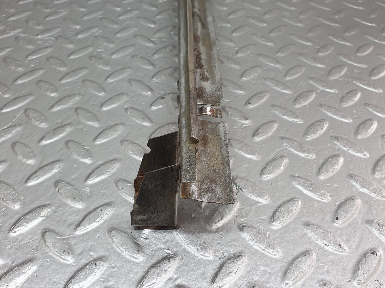 43194 Mercedes-Benz W108 280SE Front Left Door Window Channel