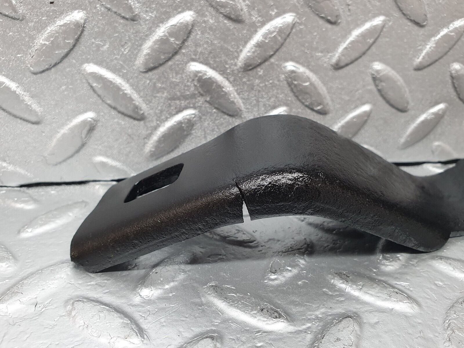 44220 Mercedes-Benz C123 230CE Coupe Rear Bumper Bracket