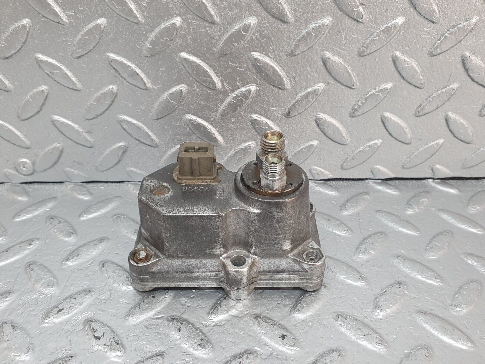 44018 Mercedes-Benz C123 230CE Coupe Warm Up Regulator 0438140065