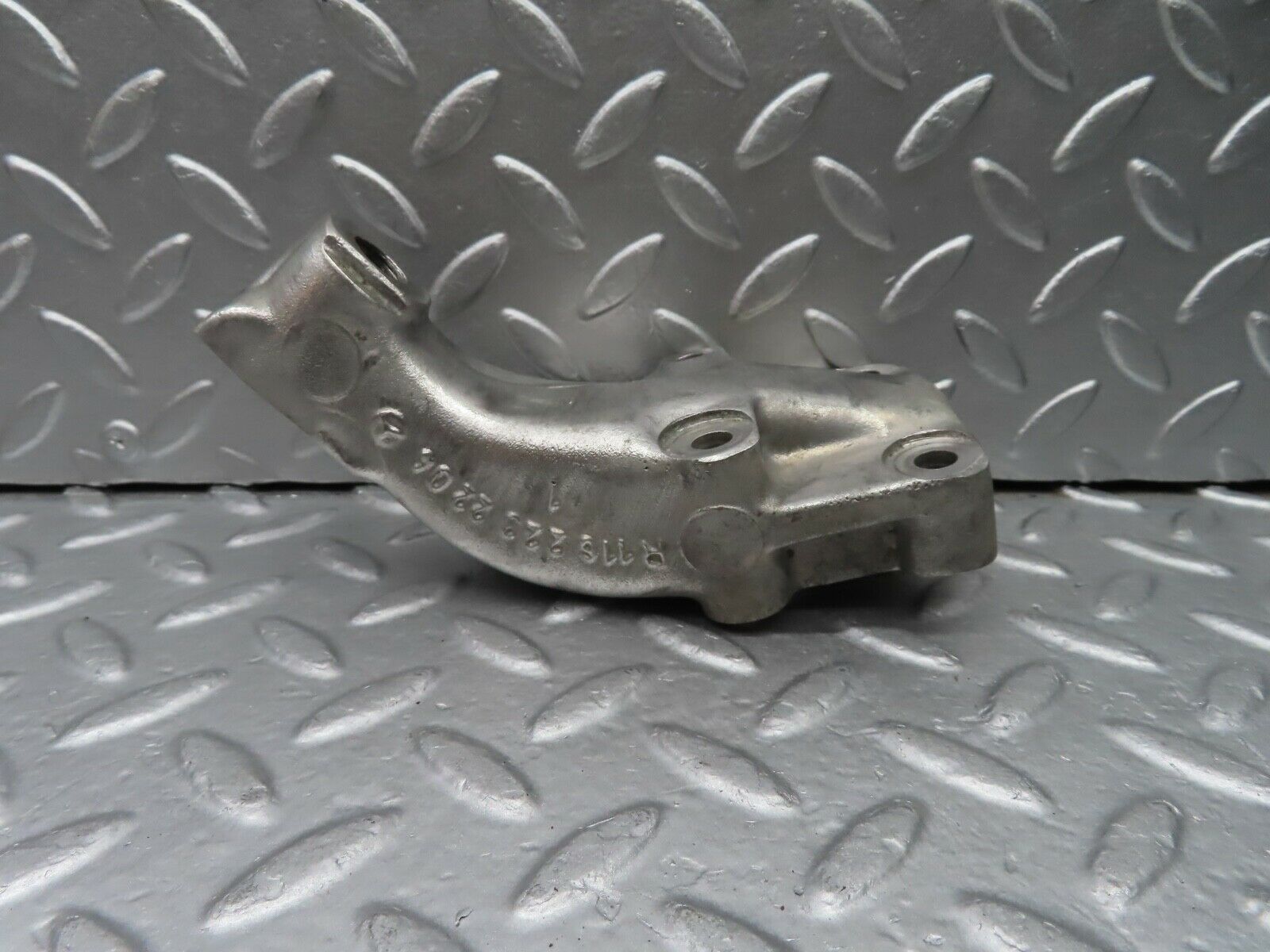 20633 Mercedes-Benz R107 450SL Engine Mount Bracket Left 1162232204