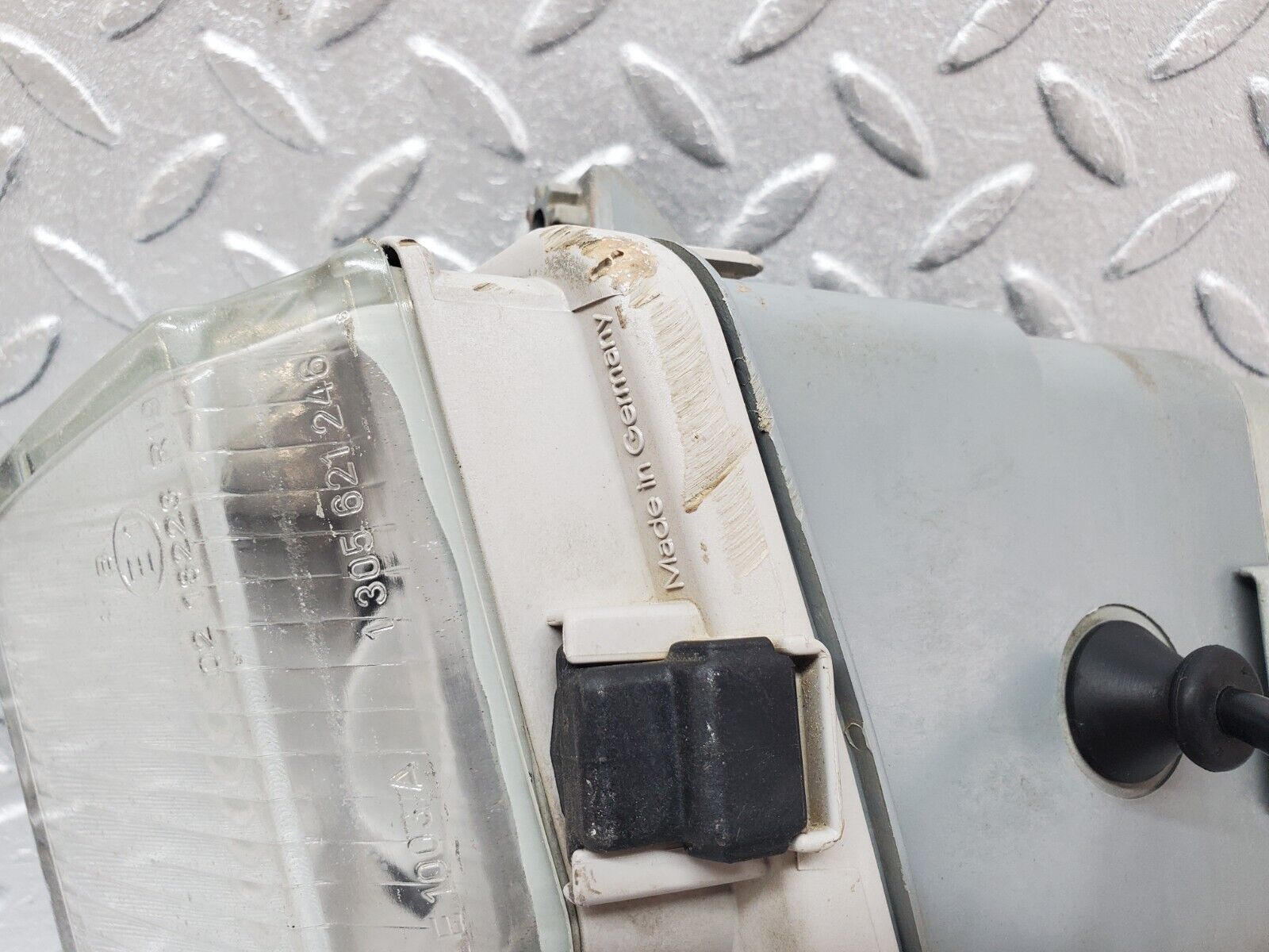 45196 Mercedes-Benz R129 300SL Coupe Front Right Fog Light Bosch 0305120002 1305621246