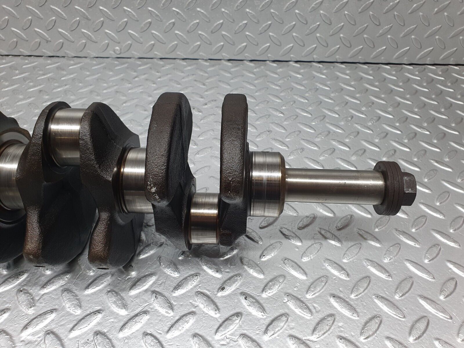 44204 Mercedes-Benz C123 230CE Coupe Crankshaft 10201