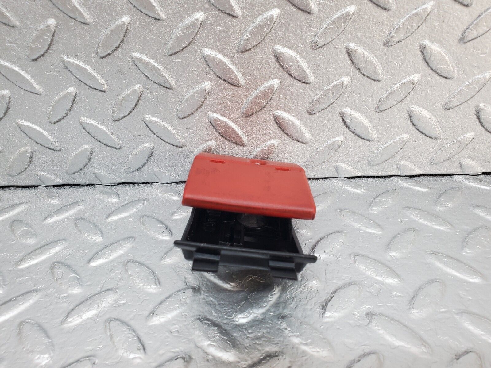 44662 Mercedes-Benz W124 220E Hood Opener Bonnet Opener Release