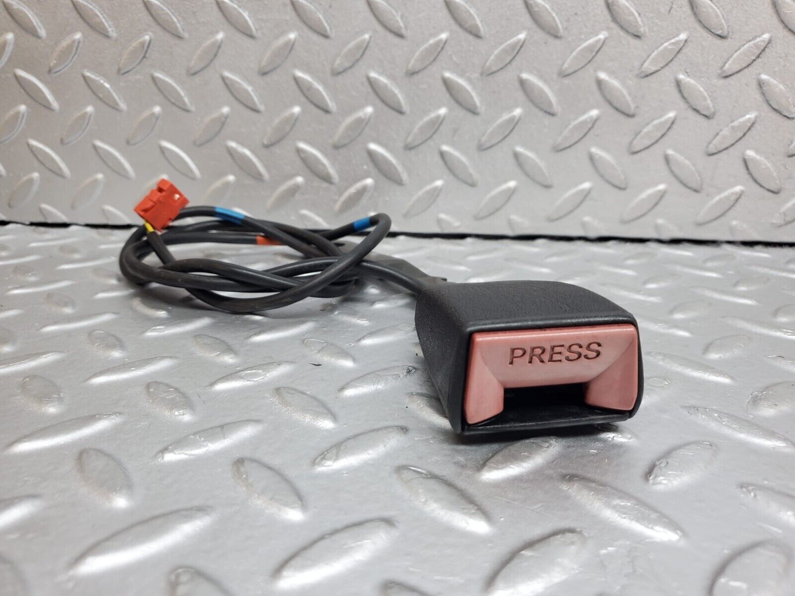 44837 Mercedes-Benz W124 220E Front Right Seat Belt With Buckle 1248600686