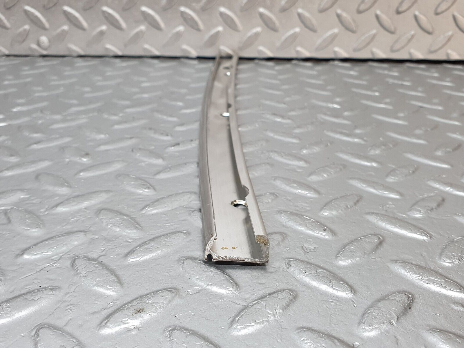 43039 Mercedes-Benz R107 Hardtop B Pillar Chrome Trim Left Side