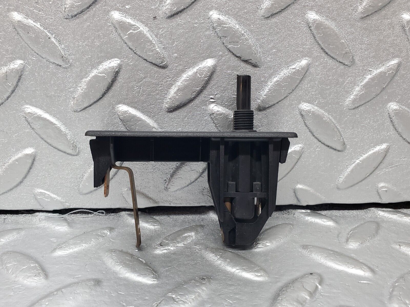 44508 Mercedes-Benz W123 280E Trunk Boot Light Switch 2018200211