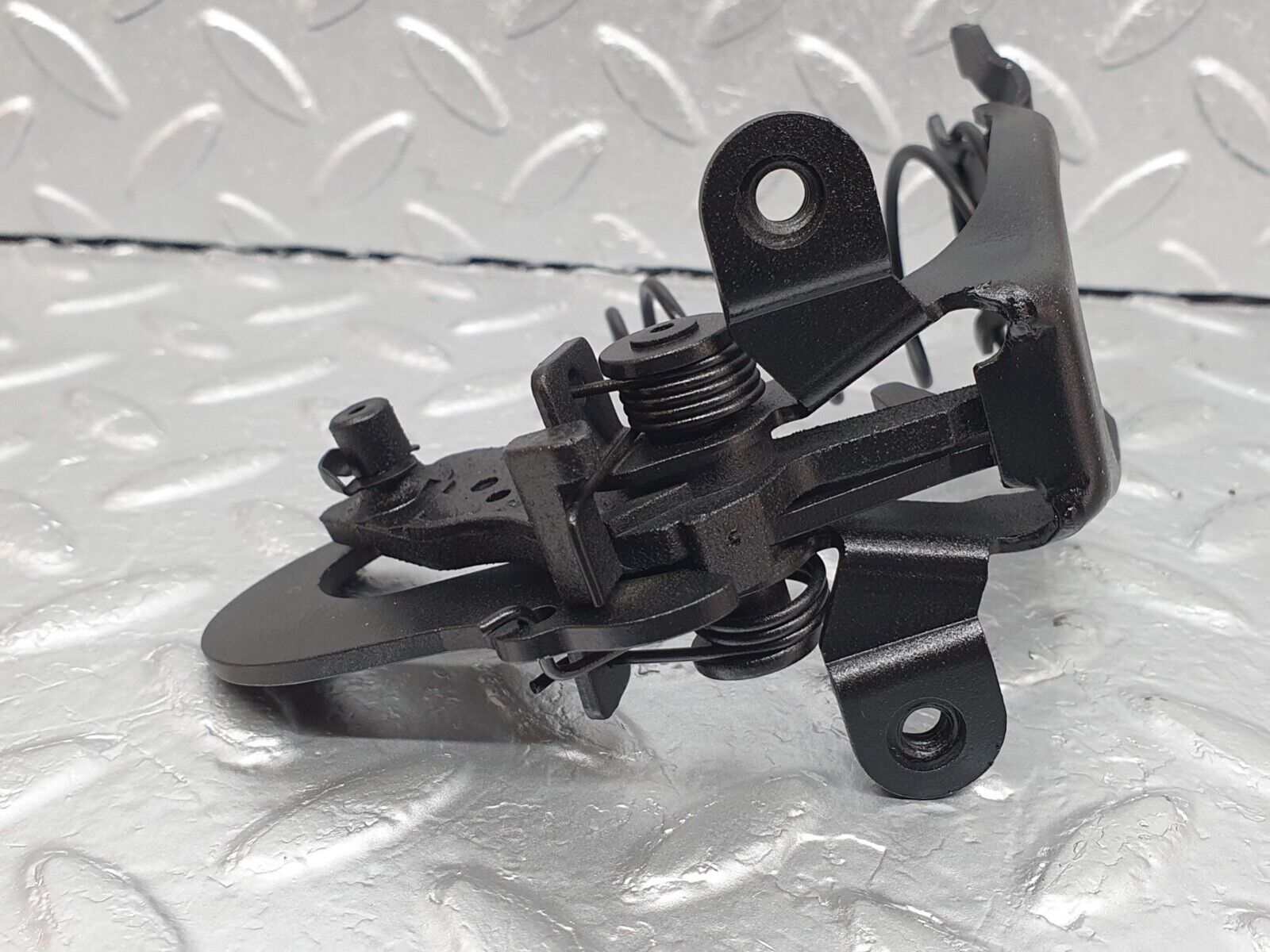 42017 Mercedes-Benz W202 C200 Bonnet Lock Latch