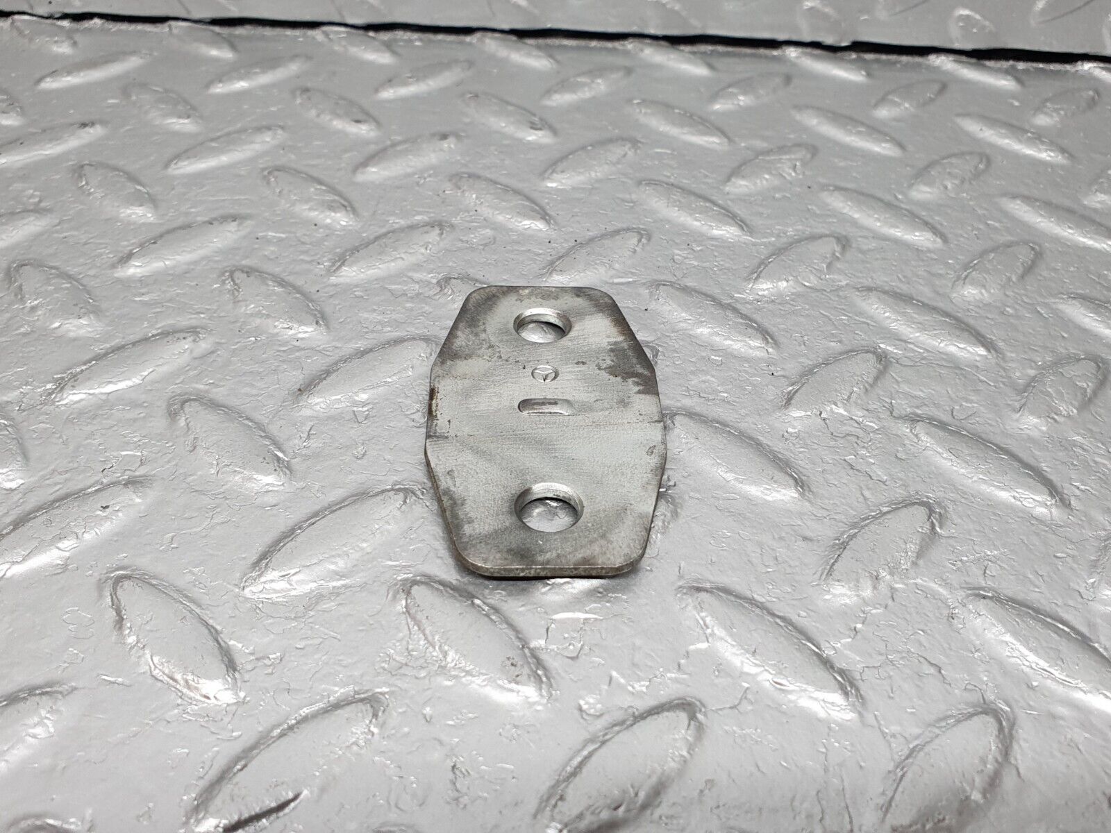 41690 Mercedes-Benz W124 200E Door Lock Latch