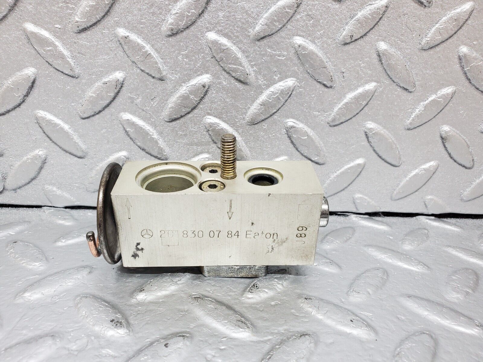 44977 Mercedes-Benz R129 300SL Coupe Air Condition Expansion Valve 2018300784