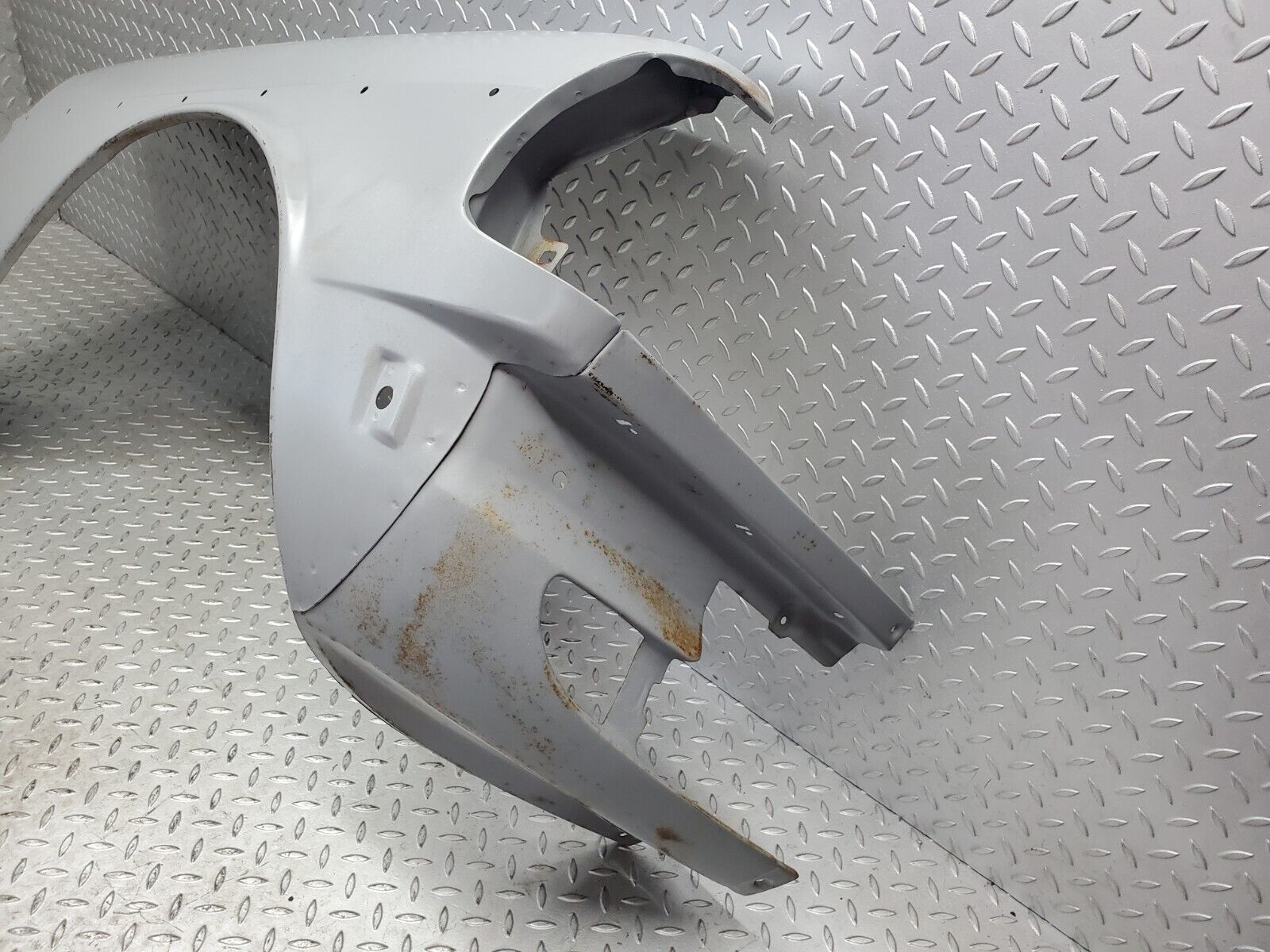 44444 Mercedes-Benz W123 280E Front Right Wing Fender