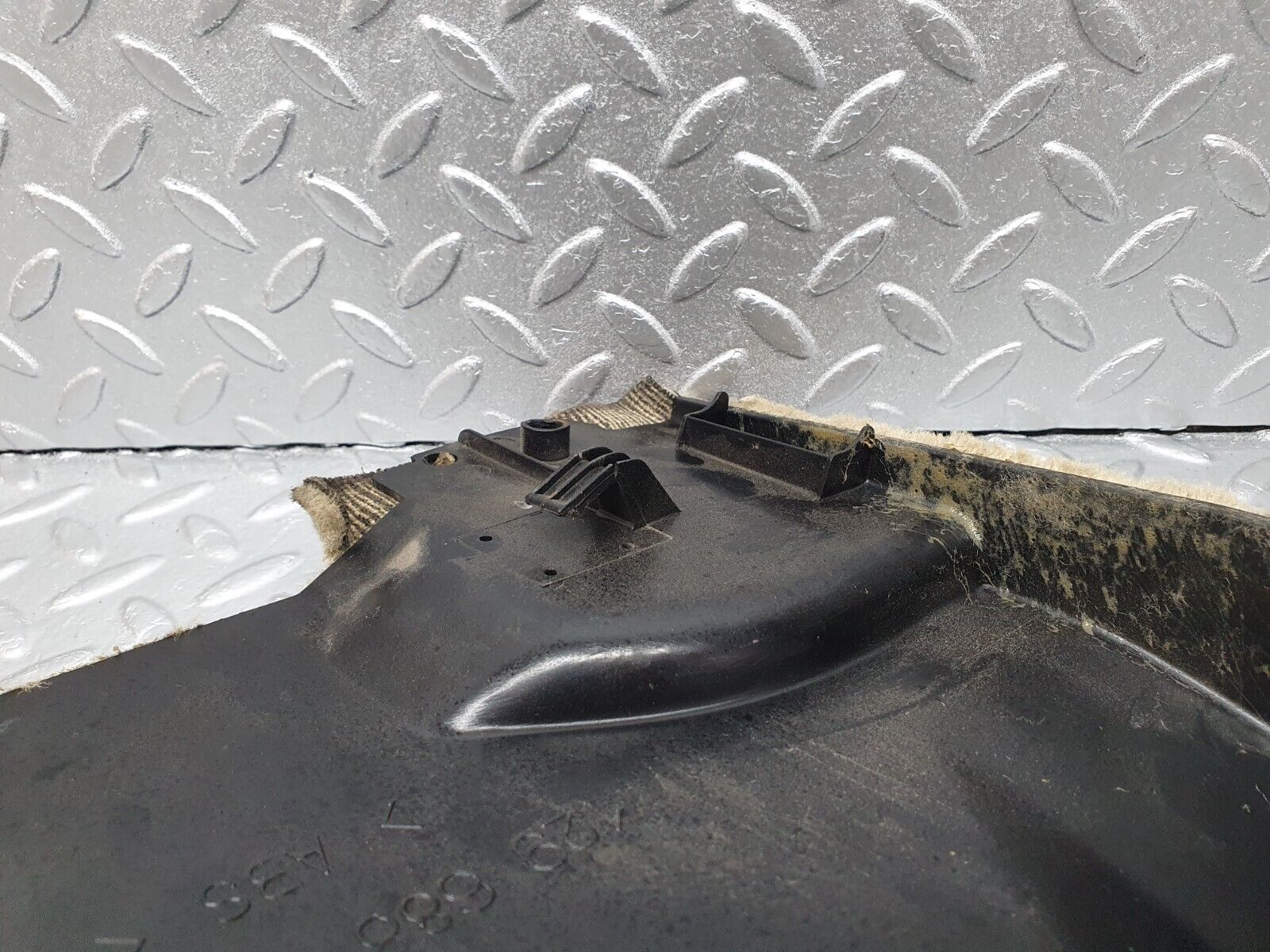 42265 Mercedes-Benz R129 320SL Coupe Kick Panel Left Side Beige 1296880306