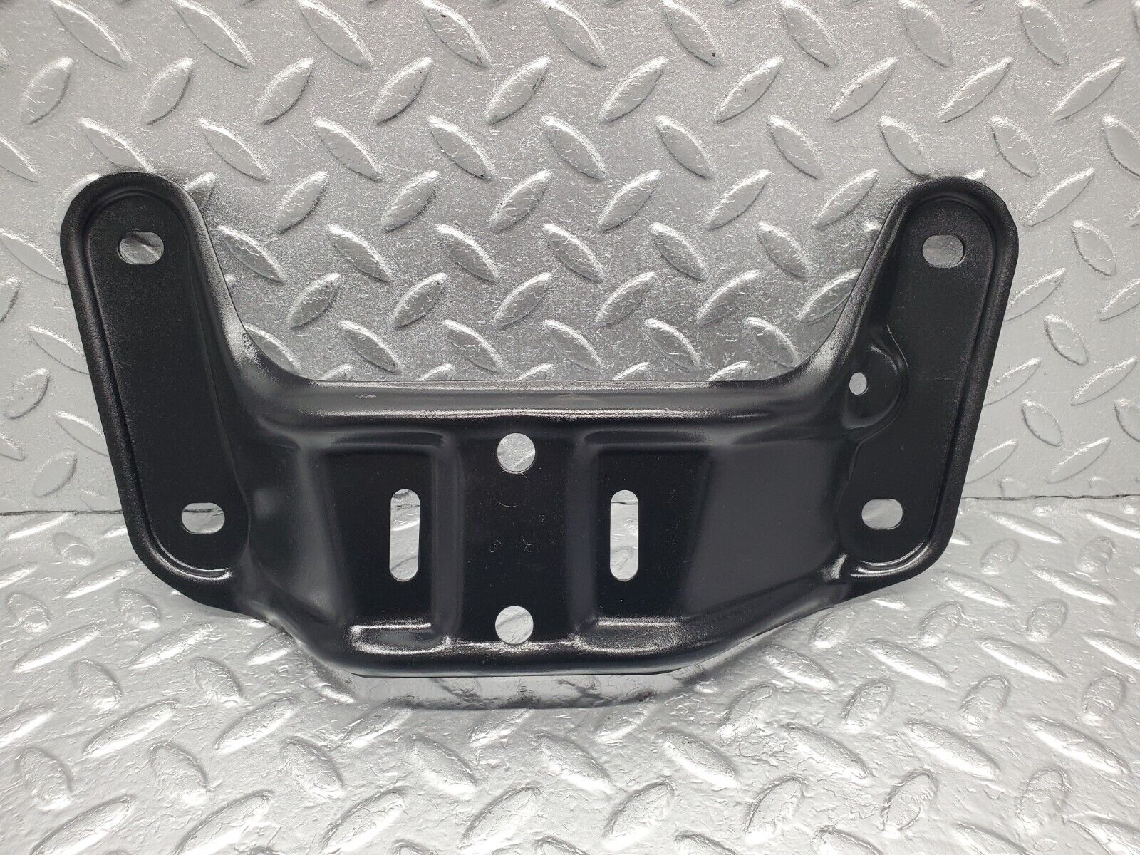 46393 Mercedes-Benz C123 280CE Coupe Gearbox Mount Bracket