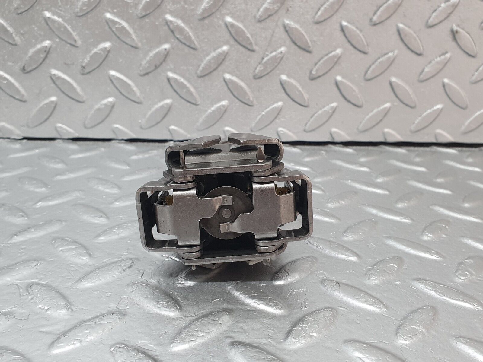 43845 Mercedes-Benz C126 380SEC Coupe Automatic Gearbox Governor 722.310