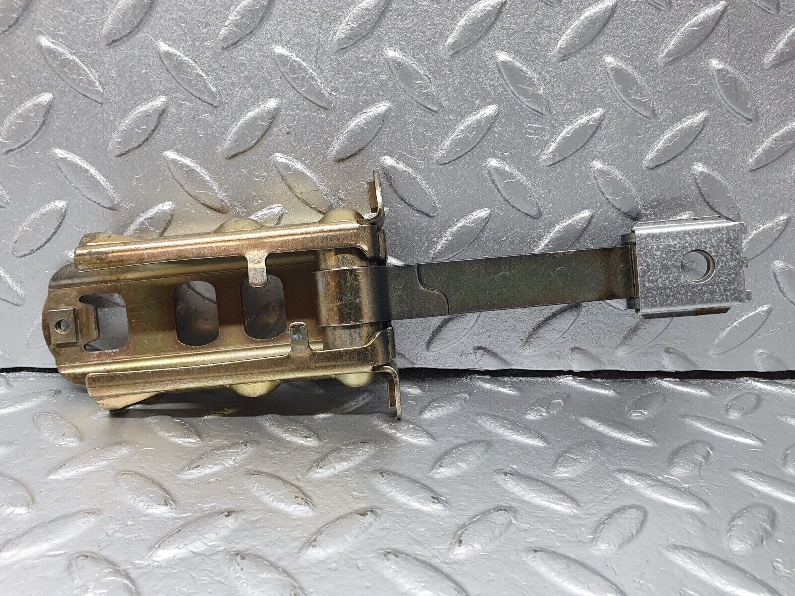 41872 Mercedes-Benz W202 C200 Door Safety Check Strap Front Left