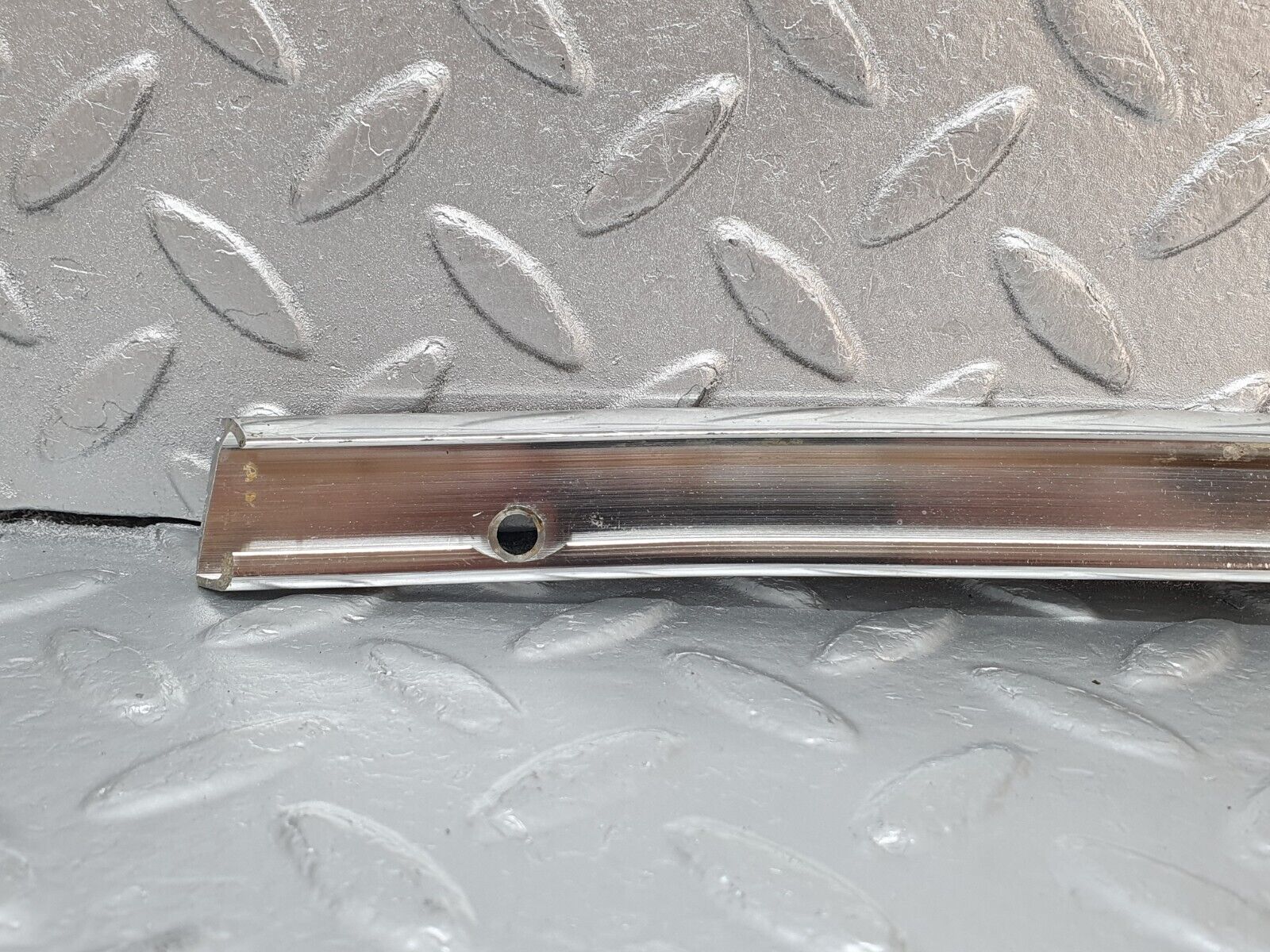 43039 Mercedes-Benz R107 Hardtop B Pillar Chrome Trim Left Side