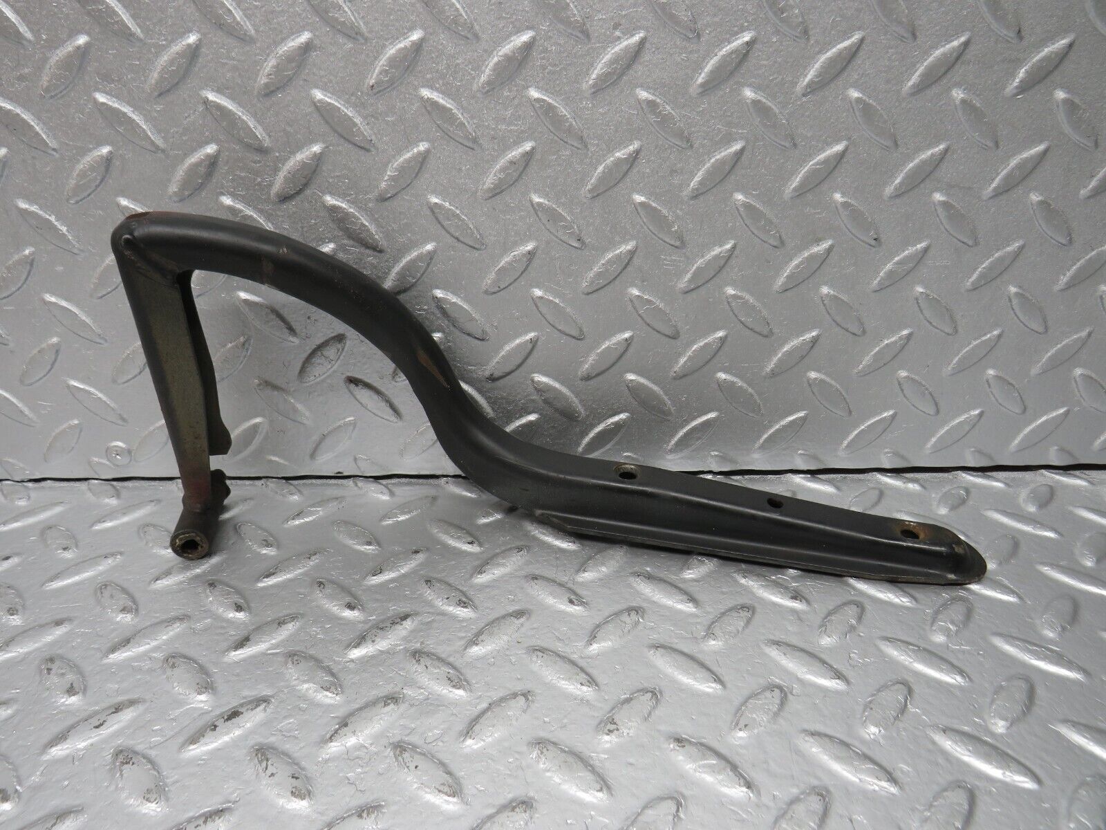 39911 Mercedes-Benz R107 350SL Soft Top Lid Hinge Right