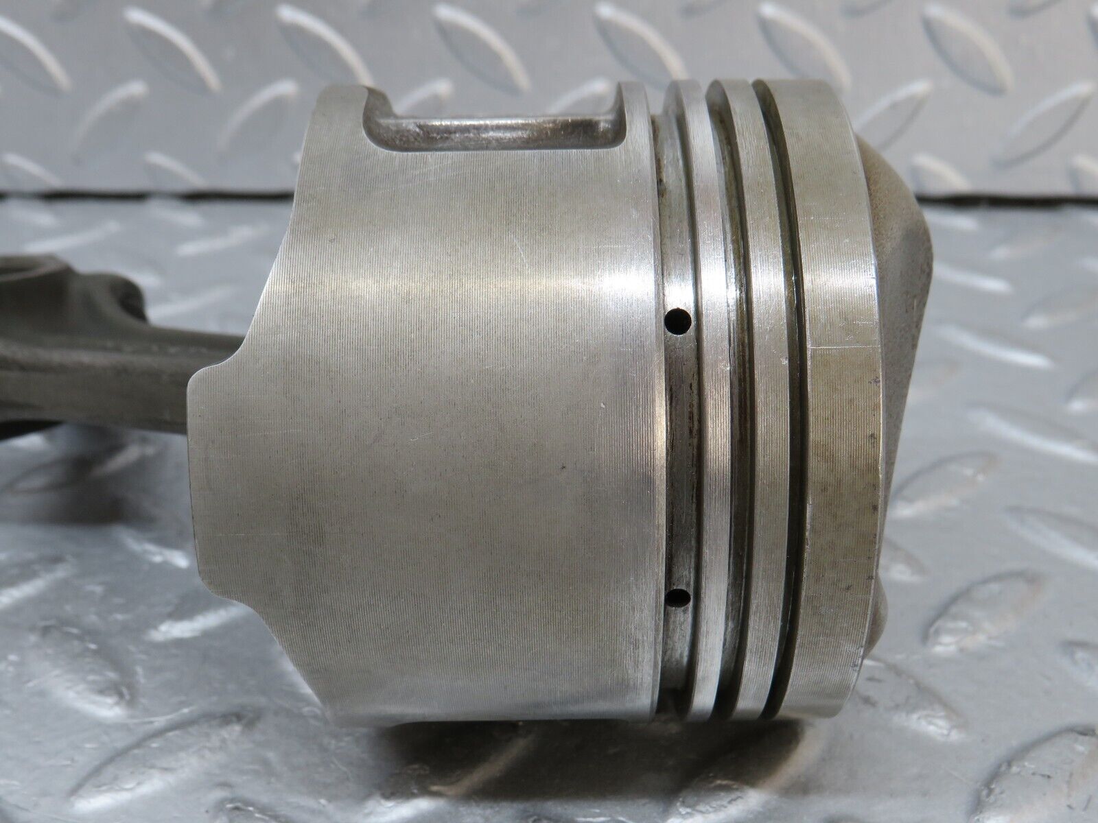 35586 Mercedes-Benz R107 280SL Piston With Connecting Rod 85.986 11005