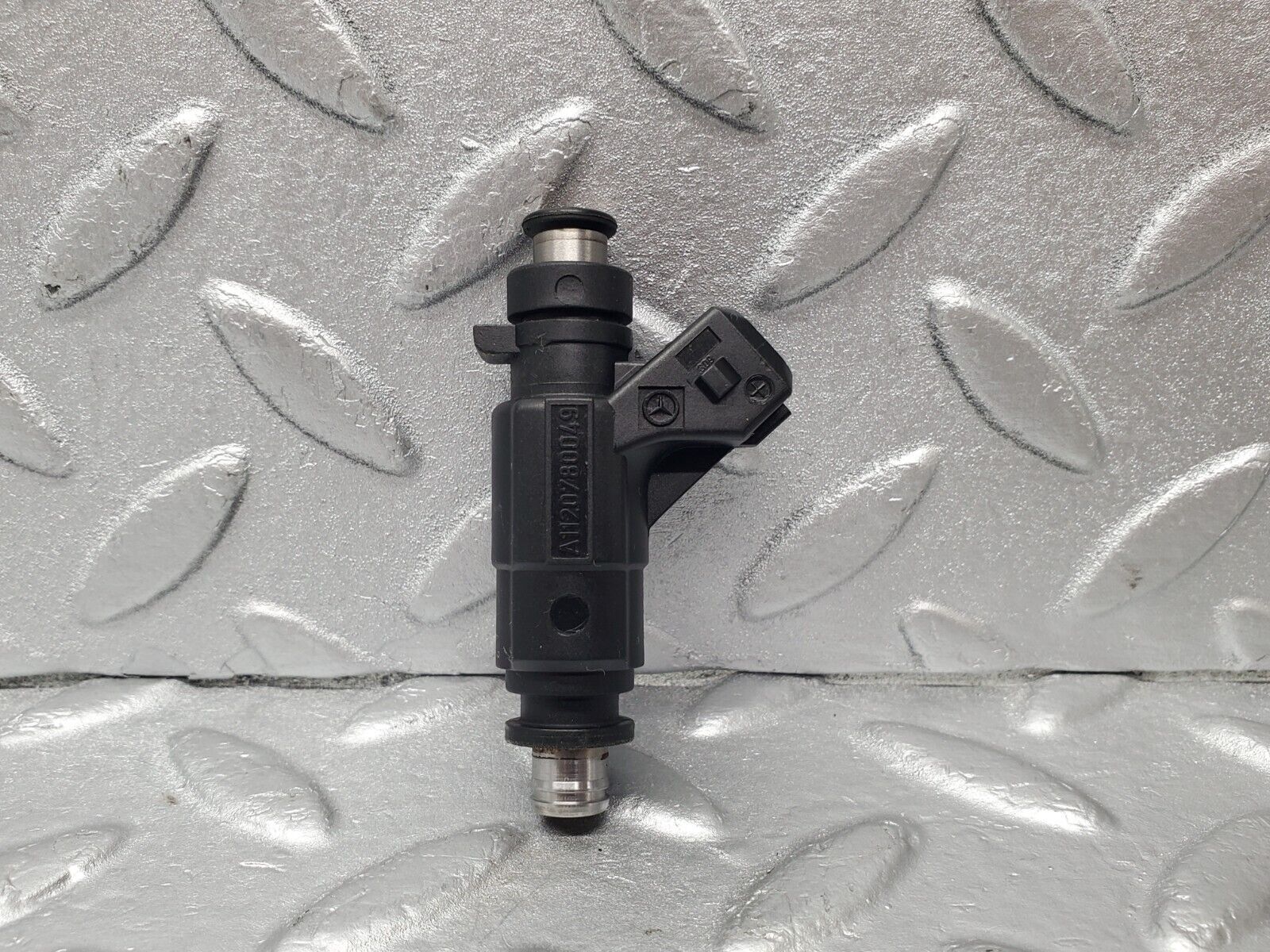 46777 Mercedes-Benz R129 320SL Coupe Fuel Injector Bosch 0280155742 1120780049