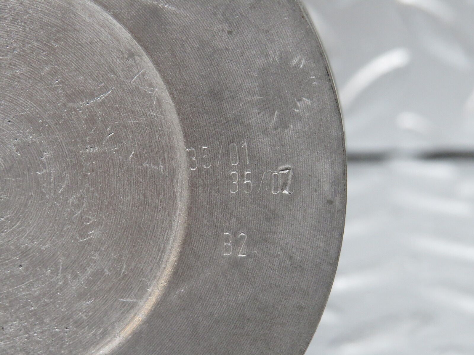 32776 Mercedes-Benz C107 R107 350 V8 Piston With Connecting Rod 92mm 11607