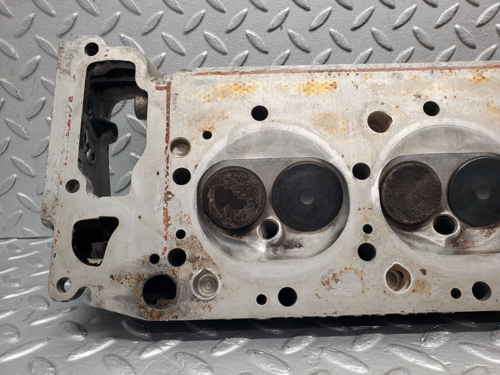 46290 Mercedes-Benz W126 420SE Cylinder Head Right Side 1160163901