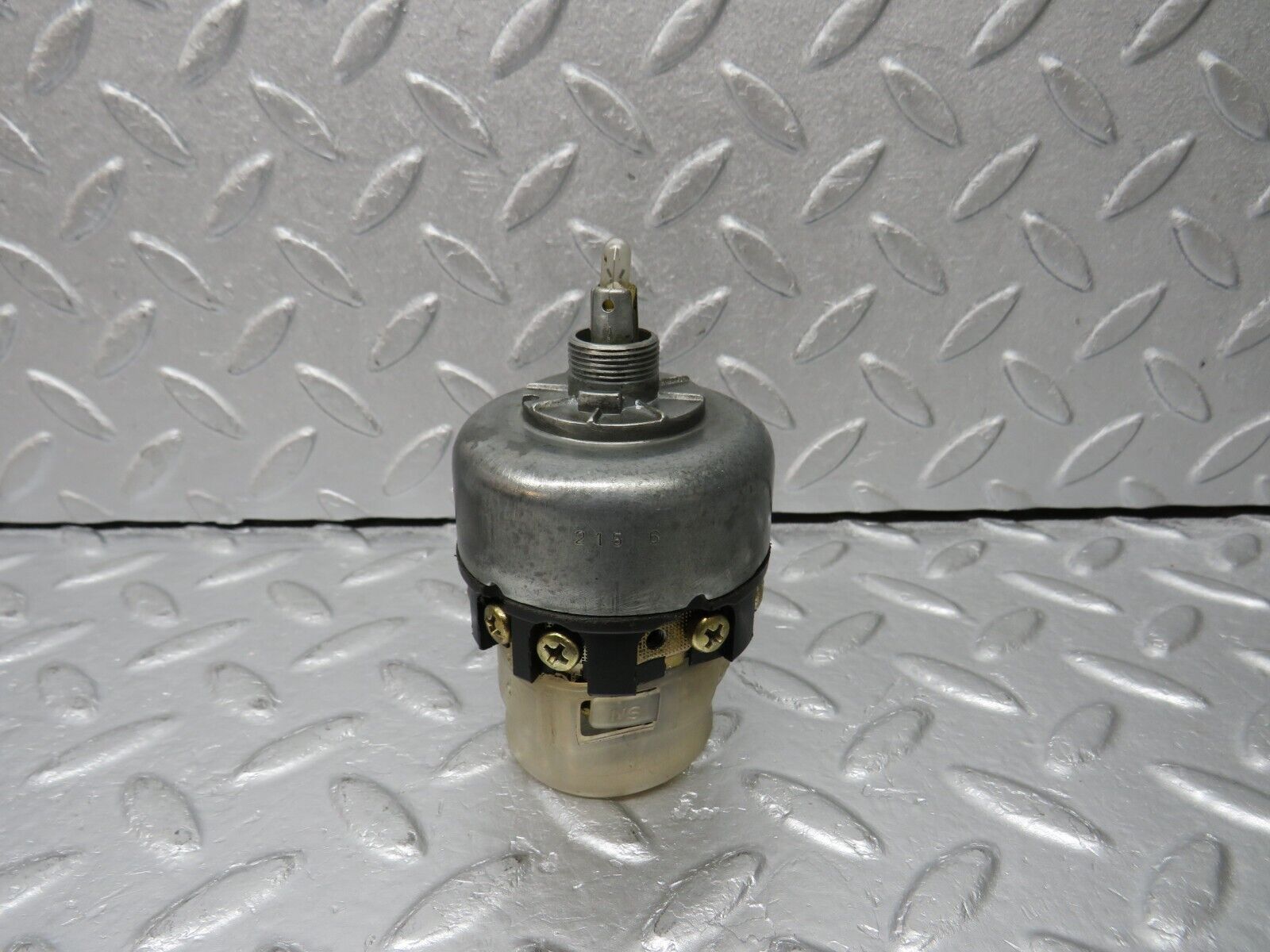 39115 Mercedes-Benz R107 500SL Headlight Switch