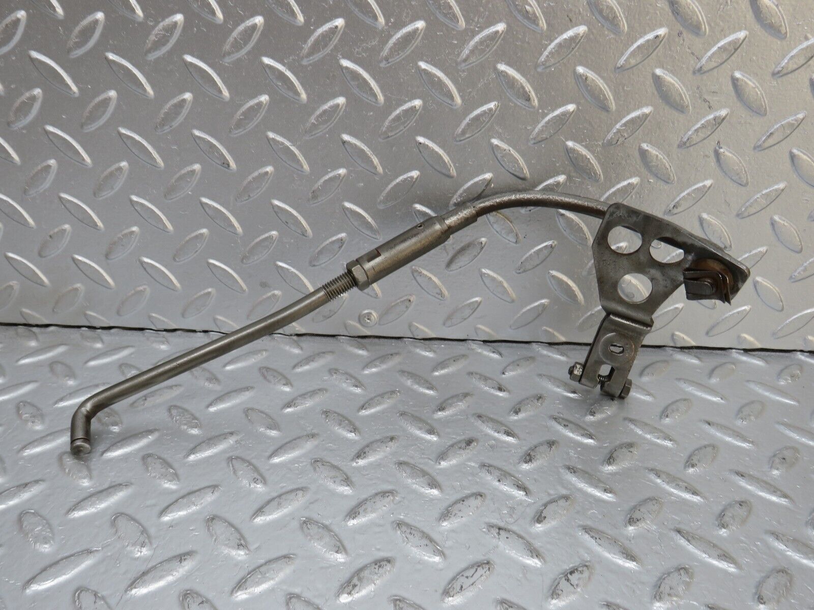 32810 Mercedes-Benz C107 R107 350 V8 Gearbox Linkage