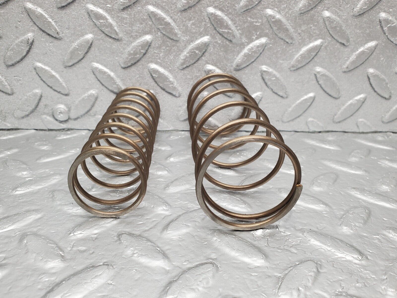 46309 Mercedes-Benz W124 280E Automatic Gearbox Piston Spring 722.433