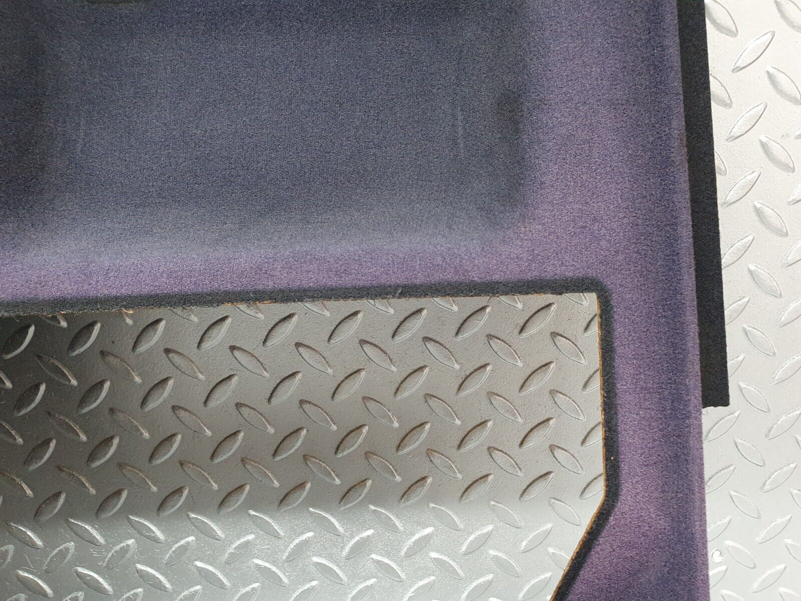 41819 Mercedes-Benz W202 C200 Rear Parcel Shelf 2026904646 2028400074