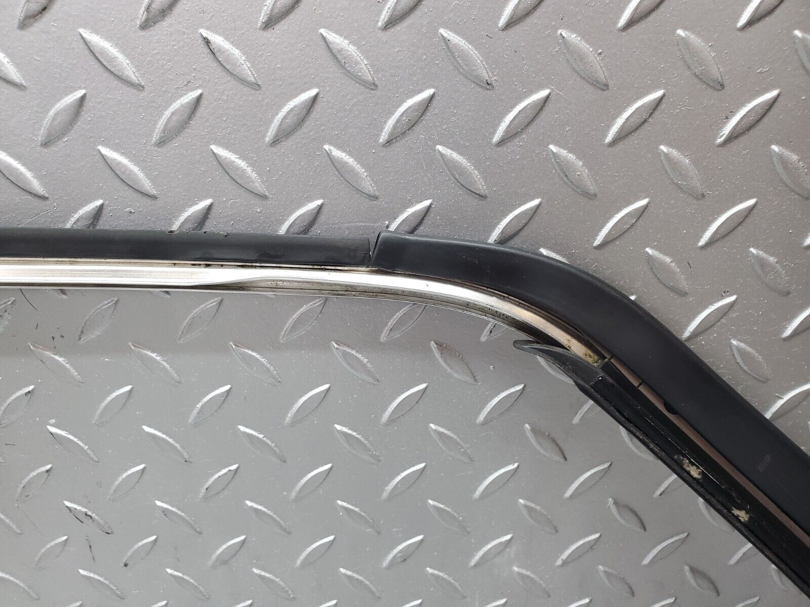 44547 Mercedes-Benz W123 280E Roof Chrome Moulding Trim Left Side 1236981330