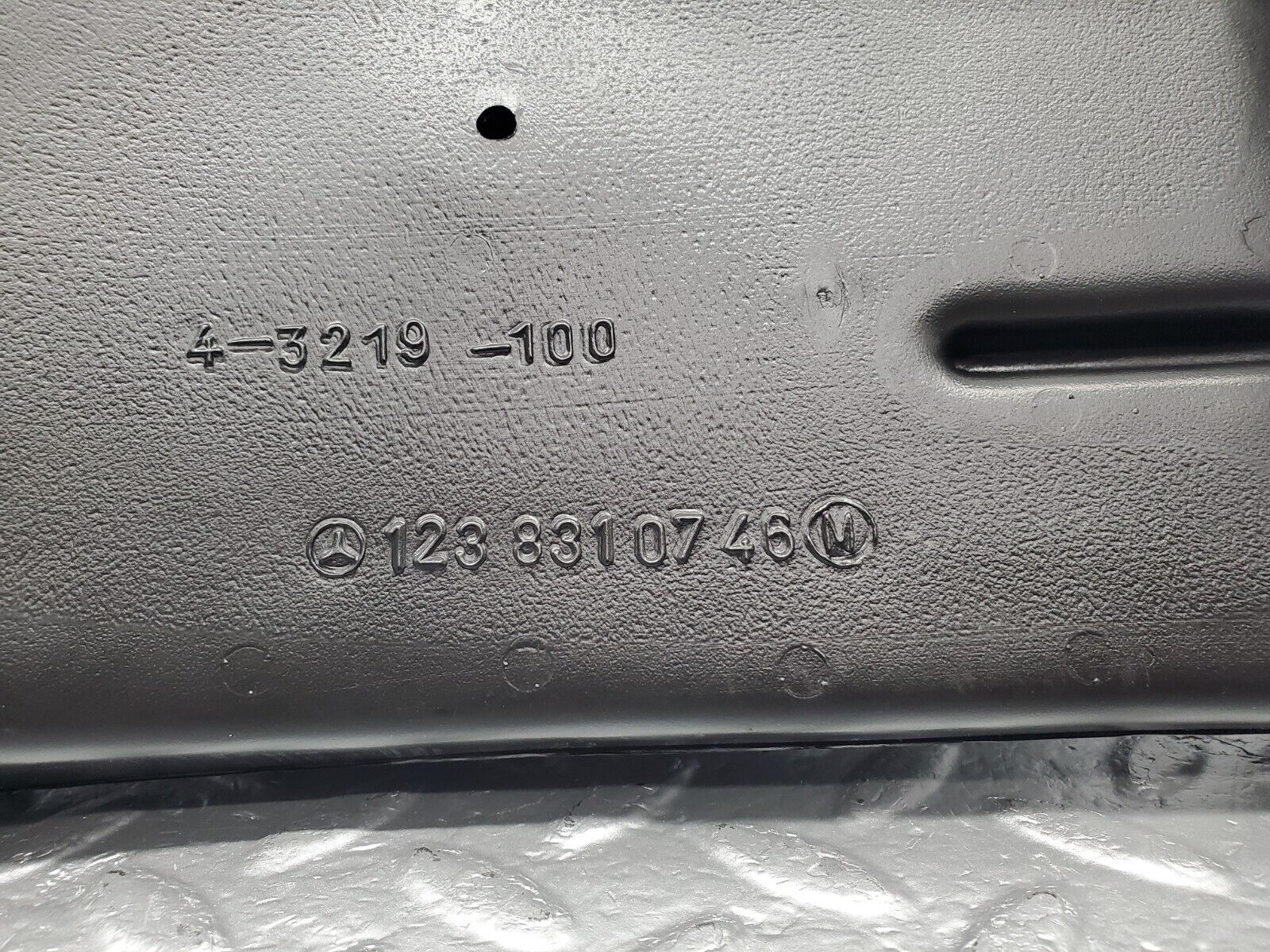 46341 Mercedes-Benz C123 280CE Coupe Heater Air Duct Right Side 1238310746