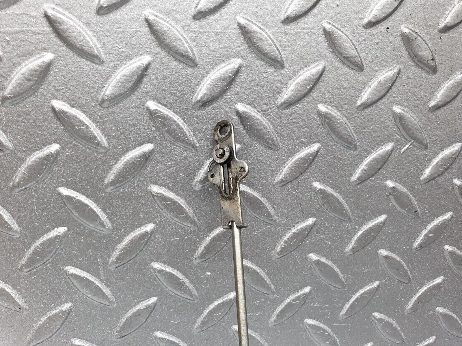 43248 Mercedes-Benz W108 280SE Front Left Door Lock Vacuum Actuator