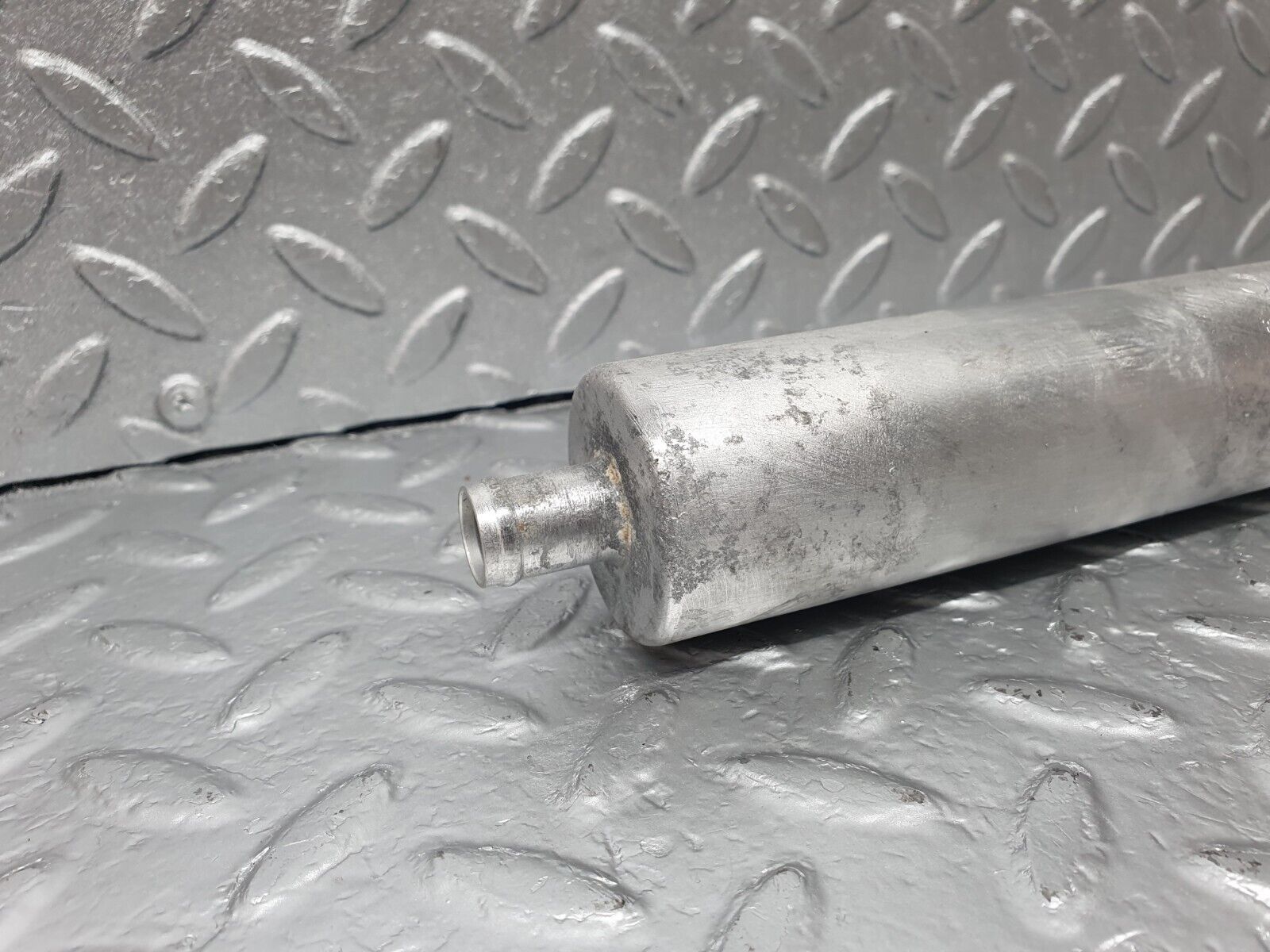 42921 Mercedes-Benz W201 190 2.0L Fuel Pump Pierburg 0004706094 7.21960.01