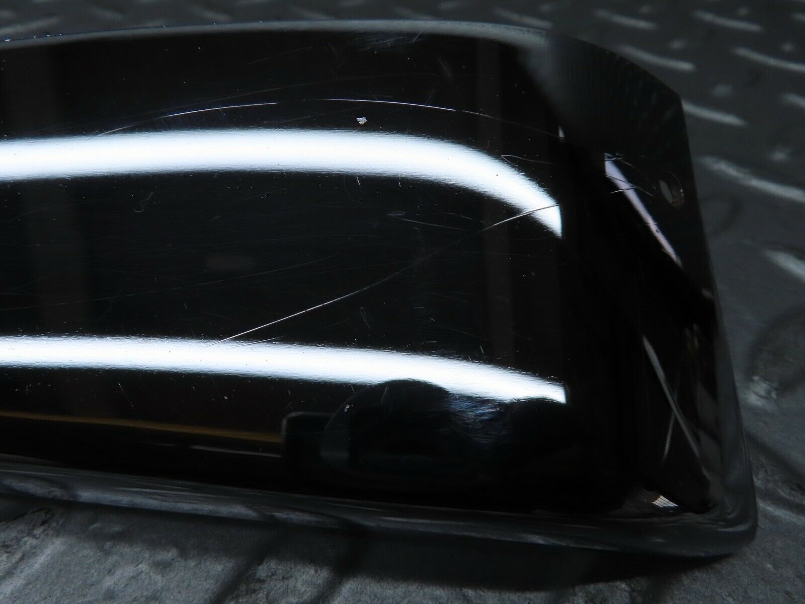 20513 Mercedes-Benz R107 450SL Left Door Chrome Cover