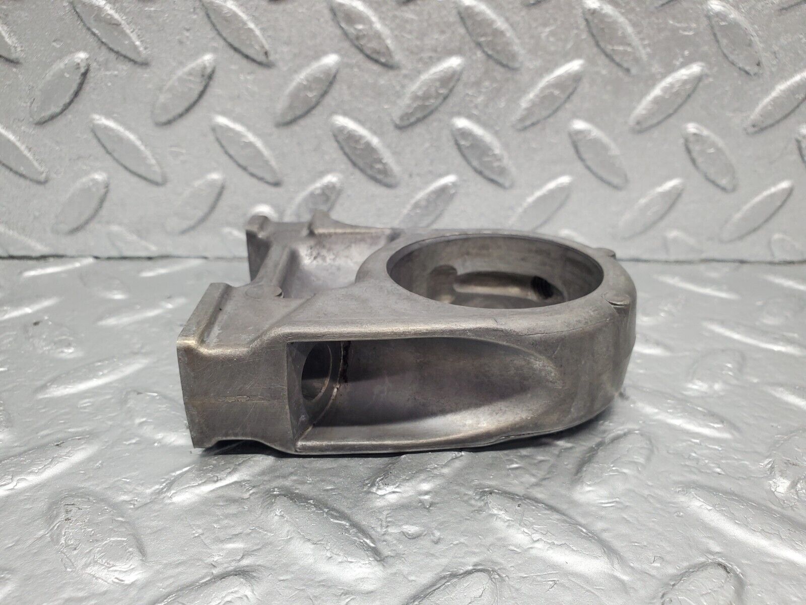 46266 Mercedes-Benz W126 420SE Camshaft Tower Bearing 1160514612